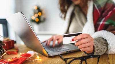 Protecting Yourself from Holiday Shopping Scams