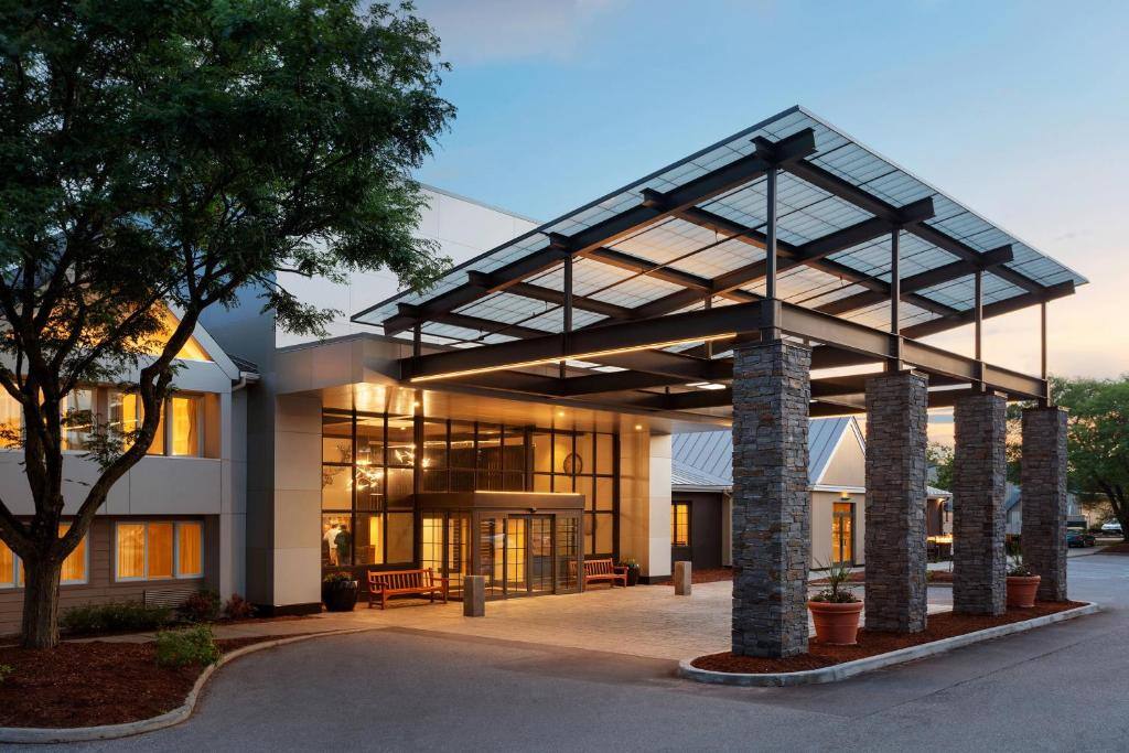Delta Hotel